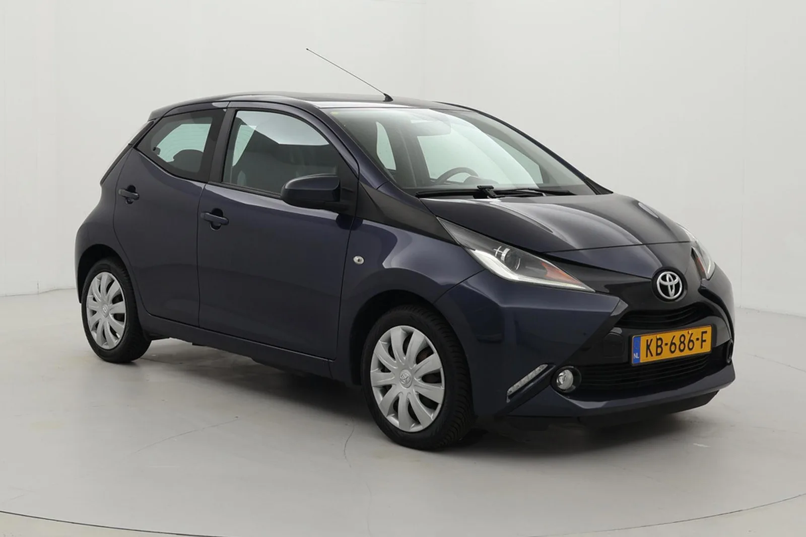 Toyota Aygo (2016) — foto 1