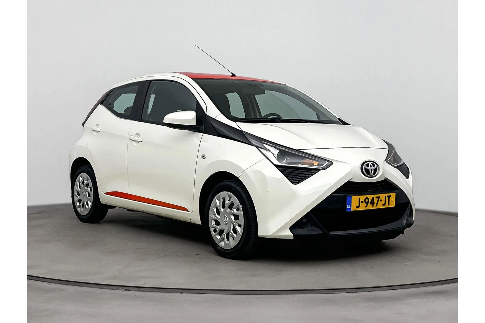 Toyota Aygo (2020) — foto 1
