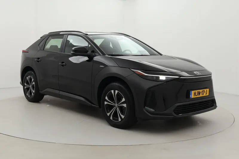 Toyota bZ4X (2025)