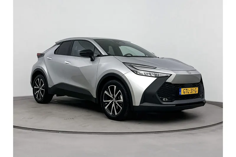 Toyota C-HR (2024)