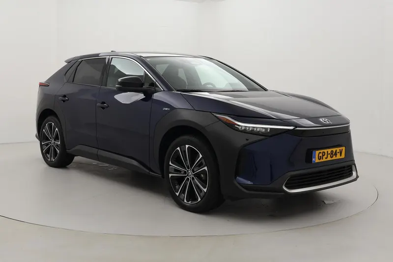 Toyota bZ4X (2024)