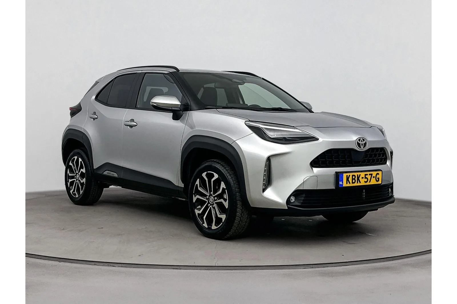 Toyota Yaris Cross (2025) — foto 1
