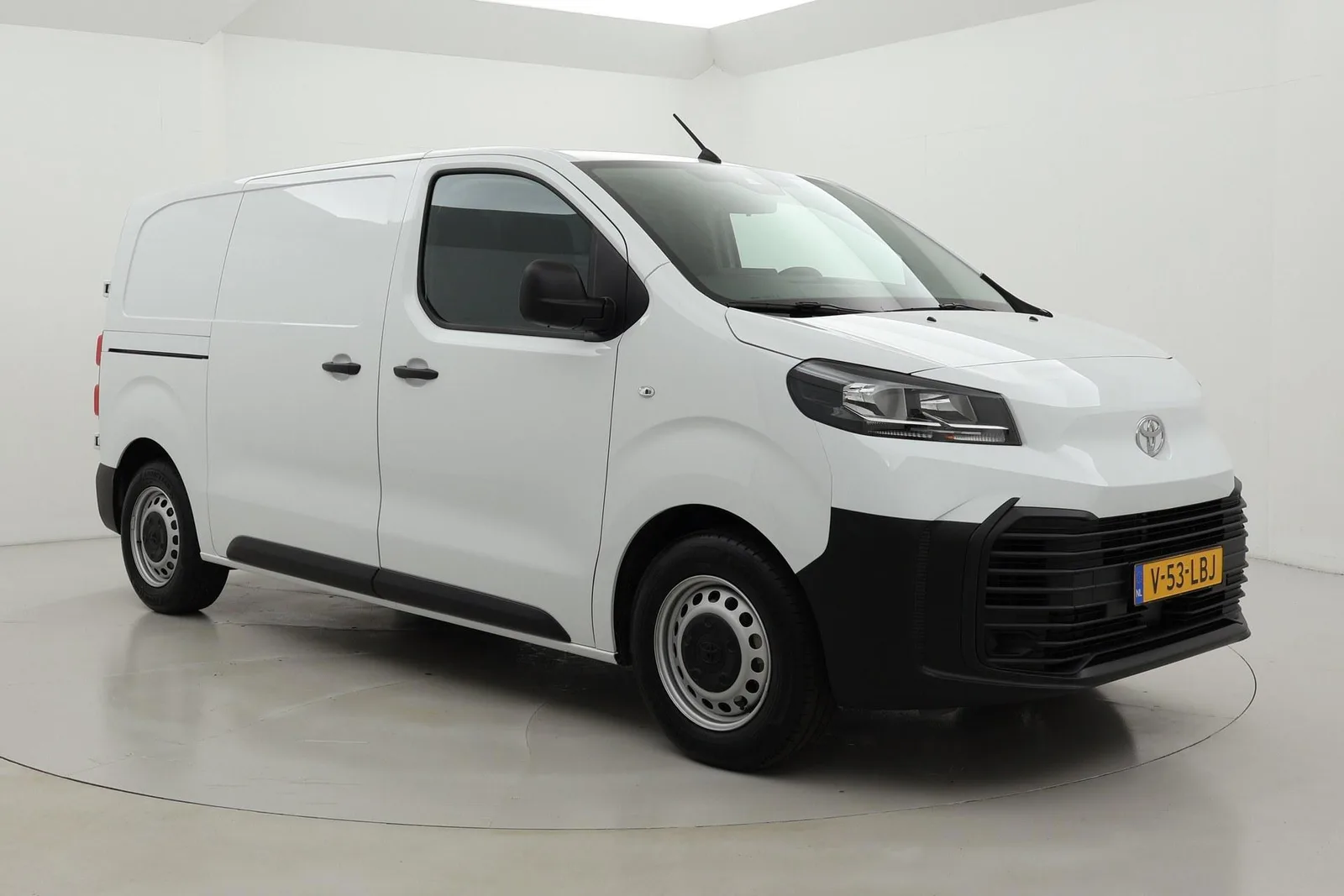 Toyota Proace (2024) — foto 1