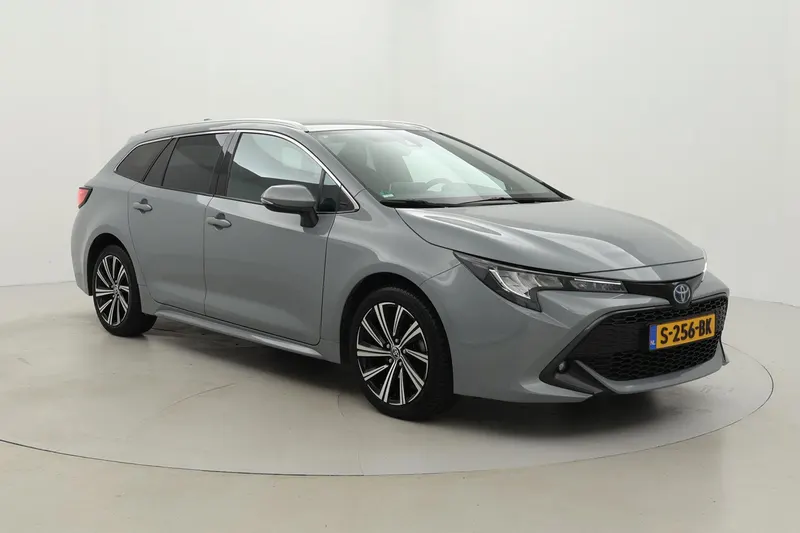 Toyota Corolla (2023)