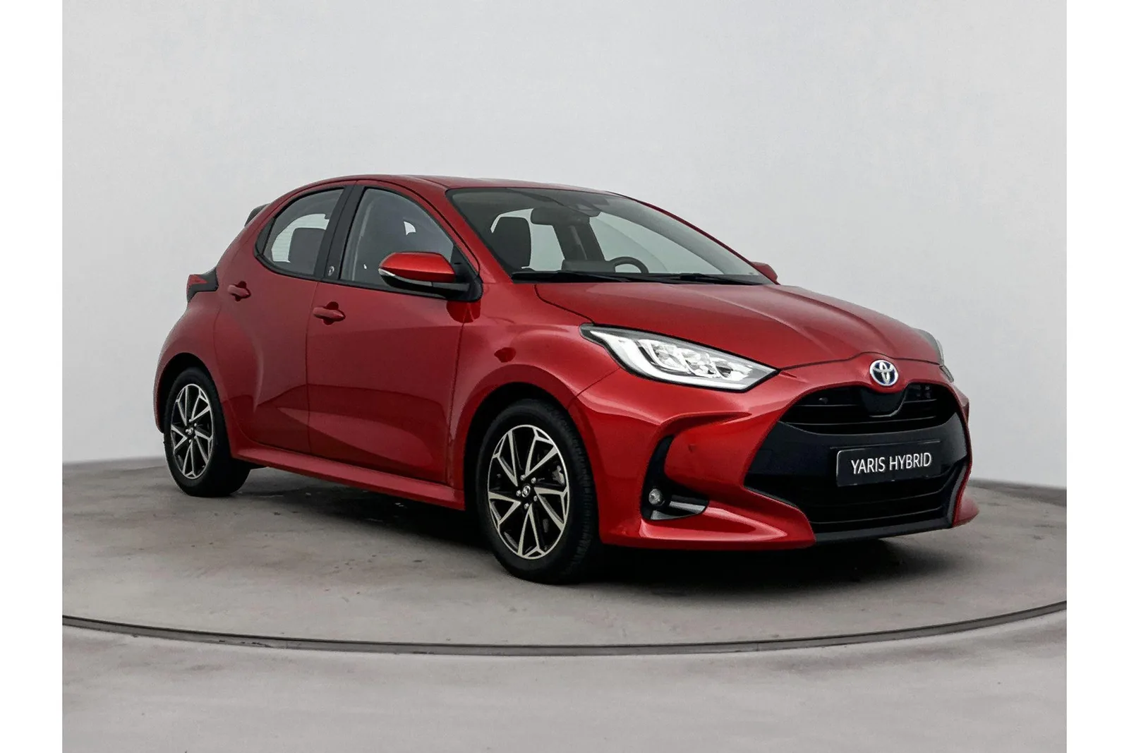 Toyota Yaris (2022) — foto 1