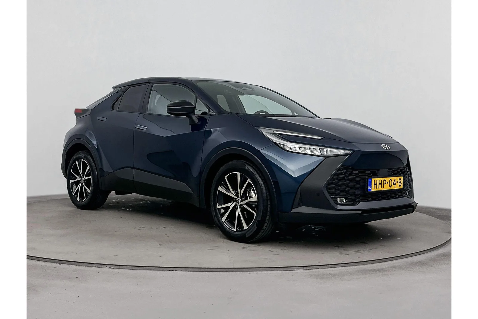 Toyota C-HR (2025) — foto 1