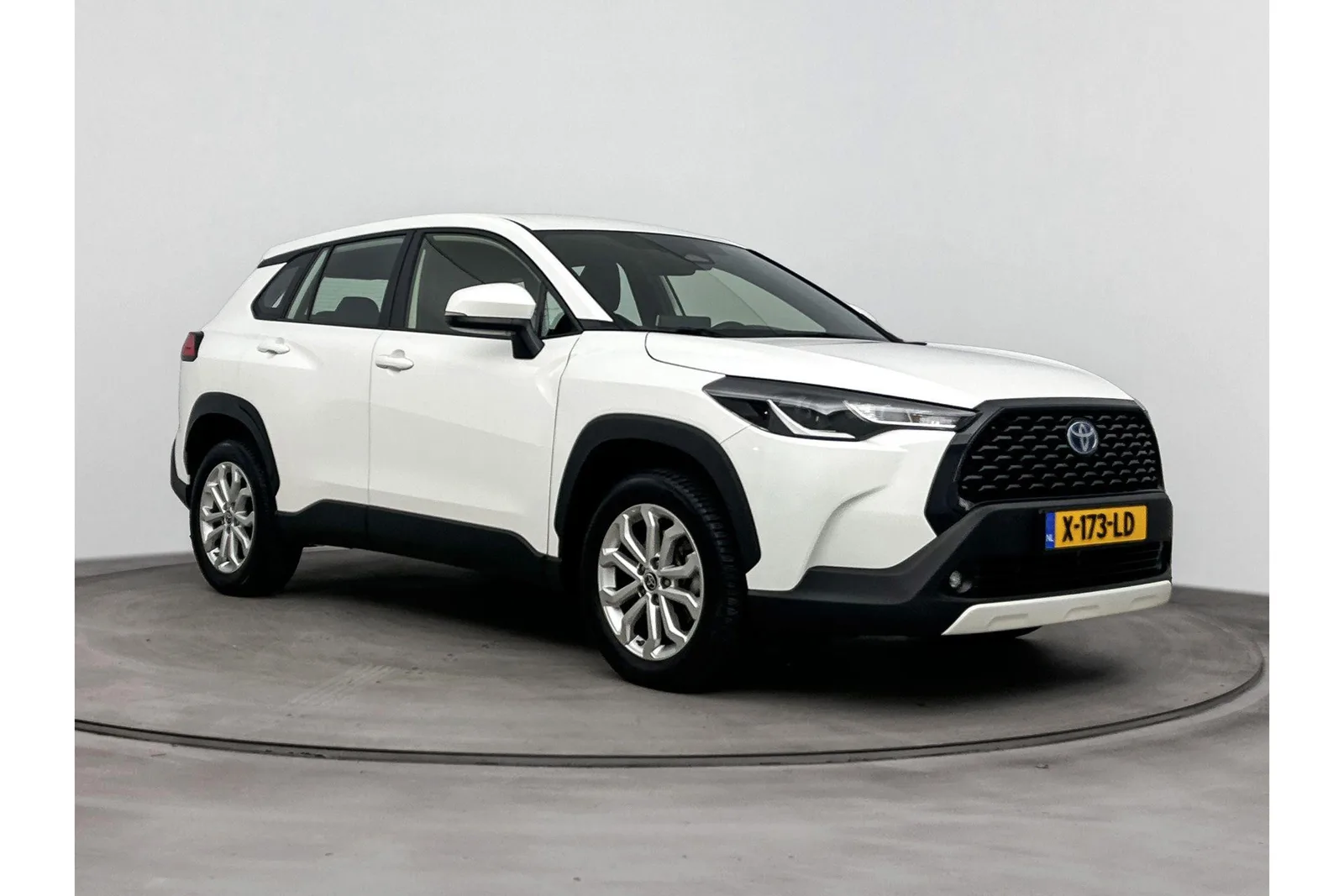 Toyota Corolla (2023) — foto 1