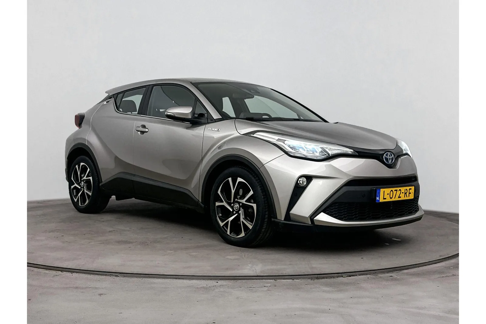 Toyota C-HR (2021) — foto 1
