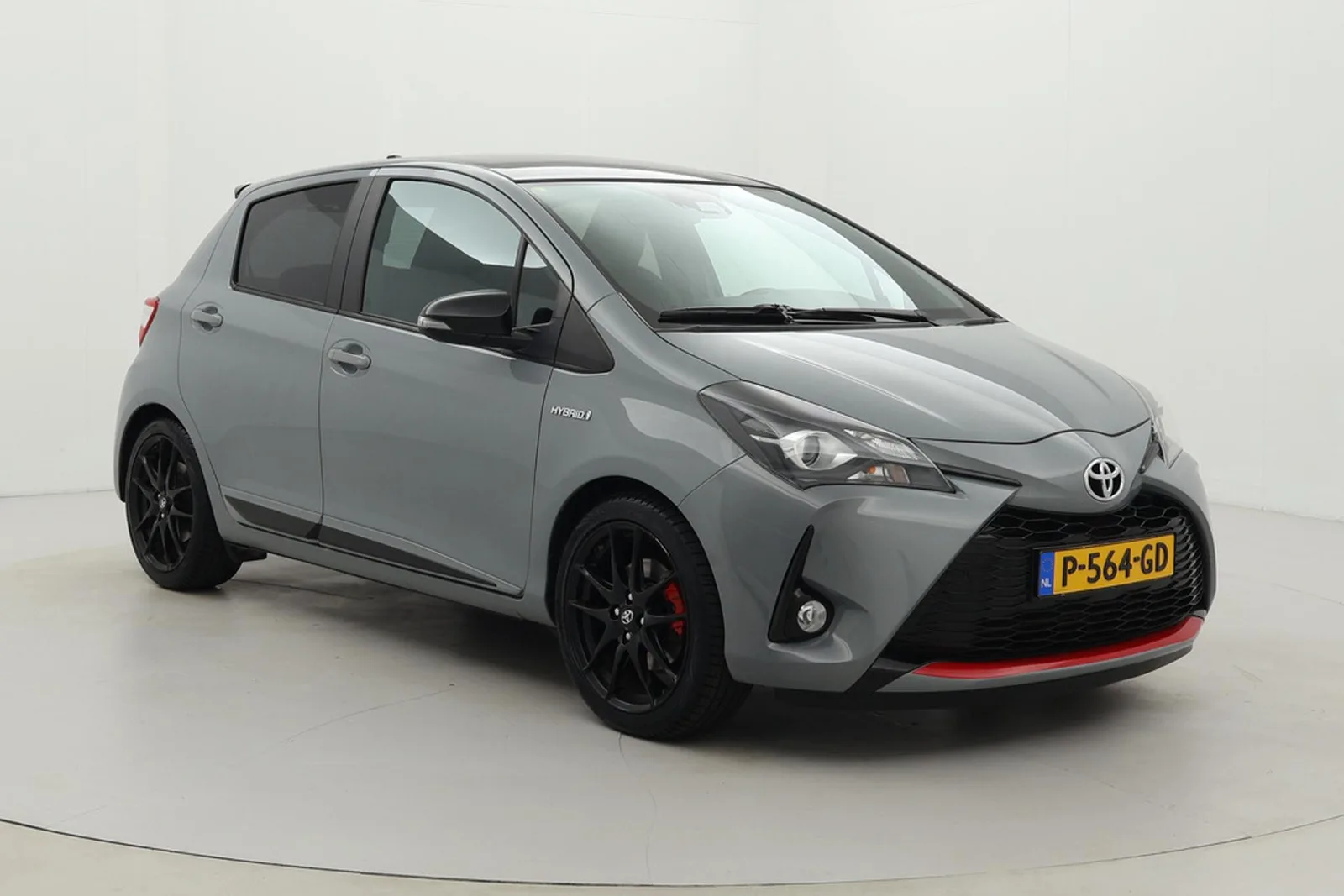 Toyota Yaris (2019) — foto 1