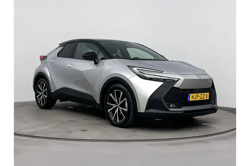 Toyota C-HR (2025)