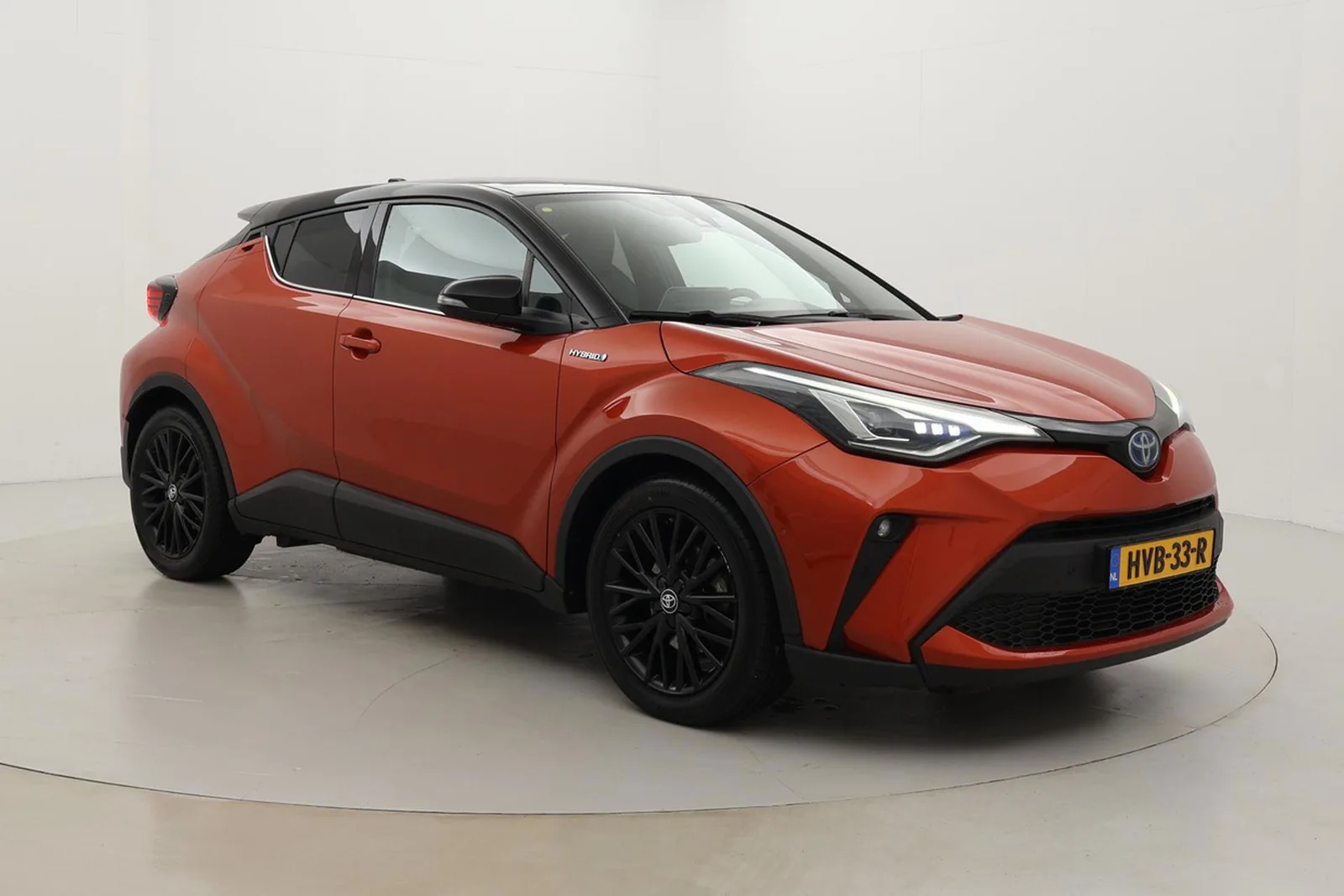 Toyota C-HR (2020) — foto 1