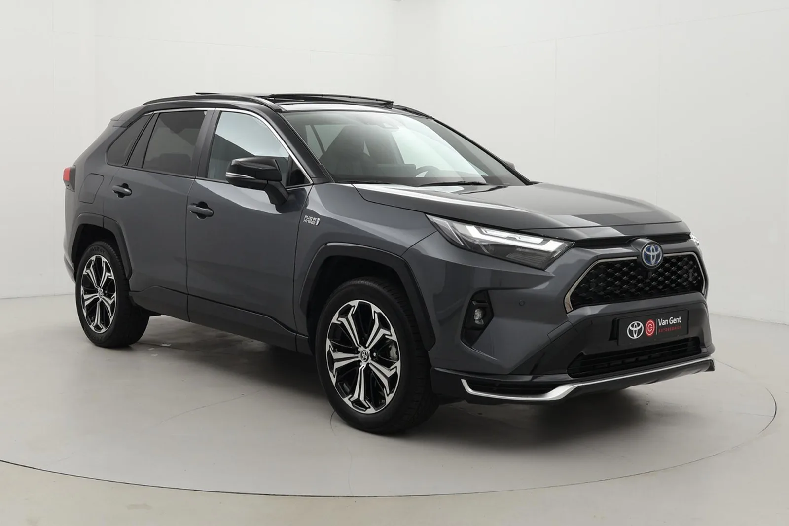 Toyota RAV4 (2024) — foto 1