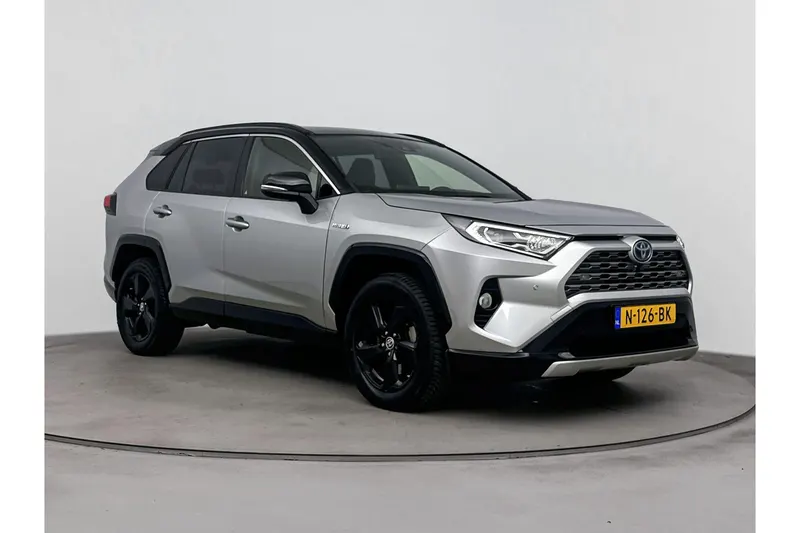Toyota RAV4 (2021)