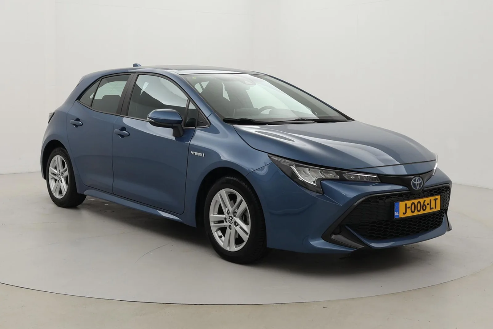 Toyota Corolla (2020) — foto 1