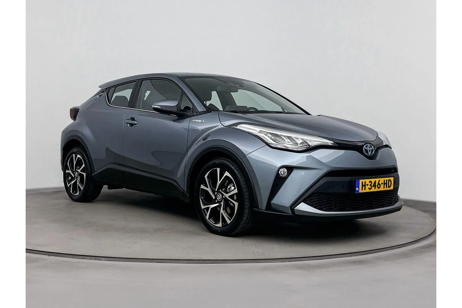 Toyota C-HR (2020) — foto 1
