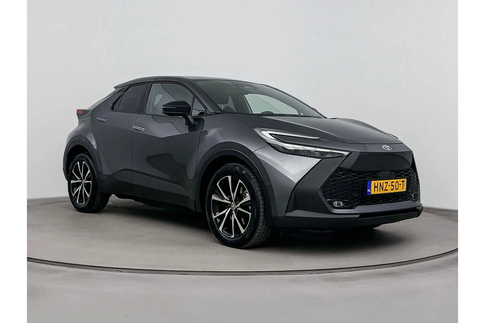 Toyota C-HR (2025) — foto 1