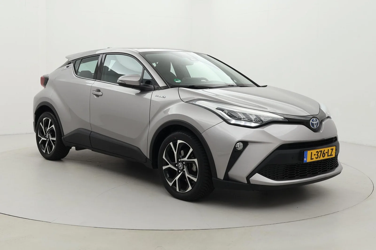 Toyota C-HR (2021) — foto 1