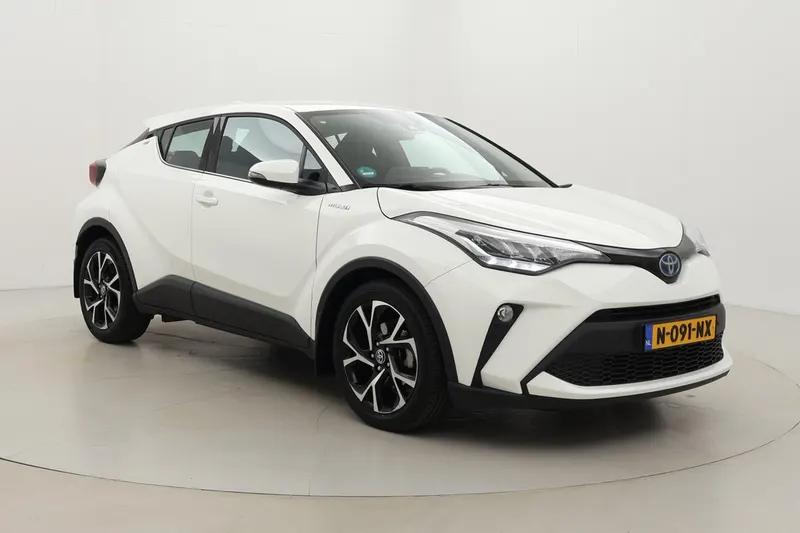 Toyota C-HR (2021)