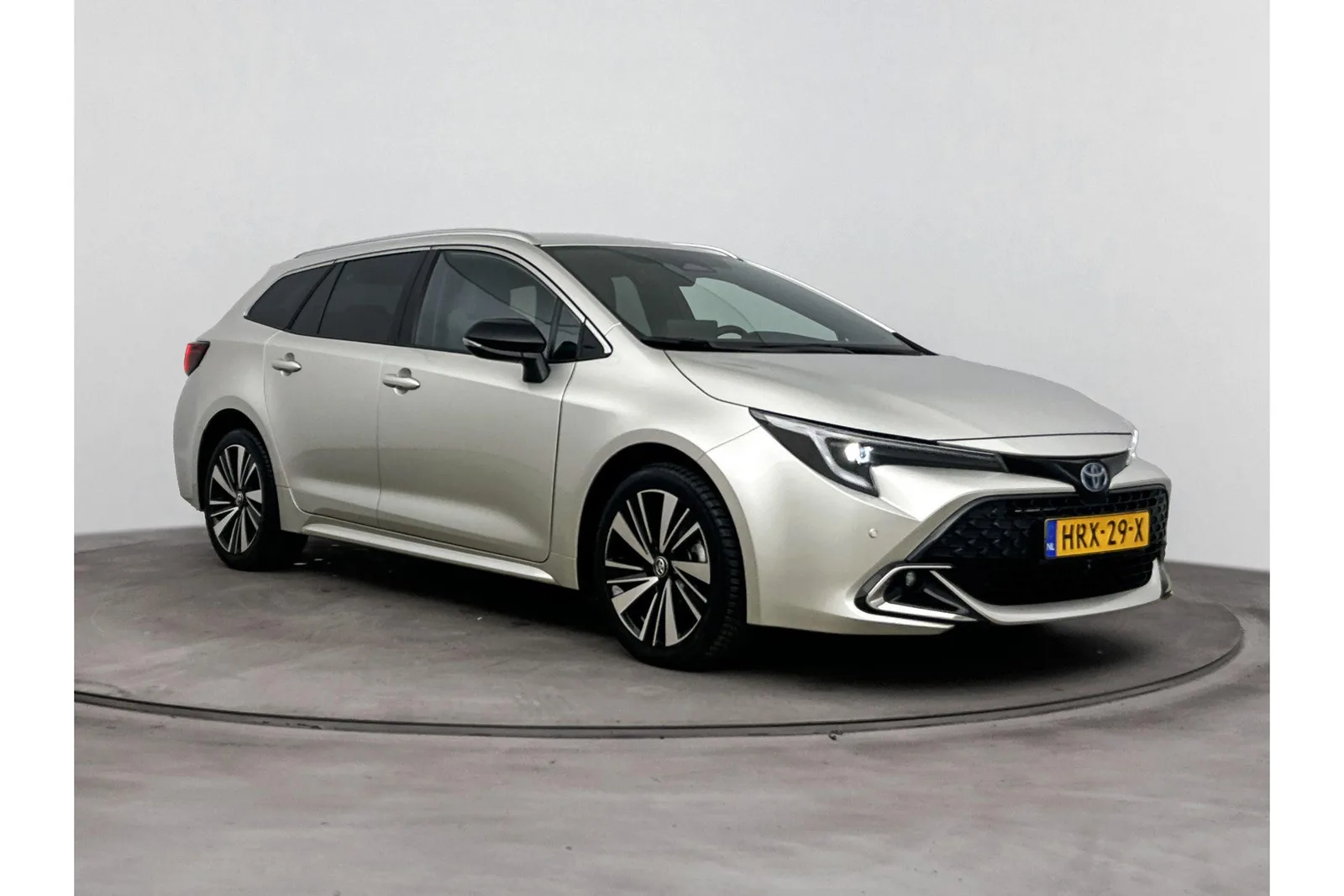 Toyota Corolla (2025) — foto 1