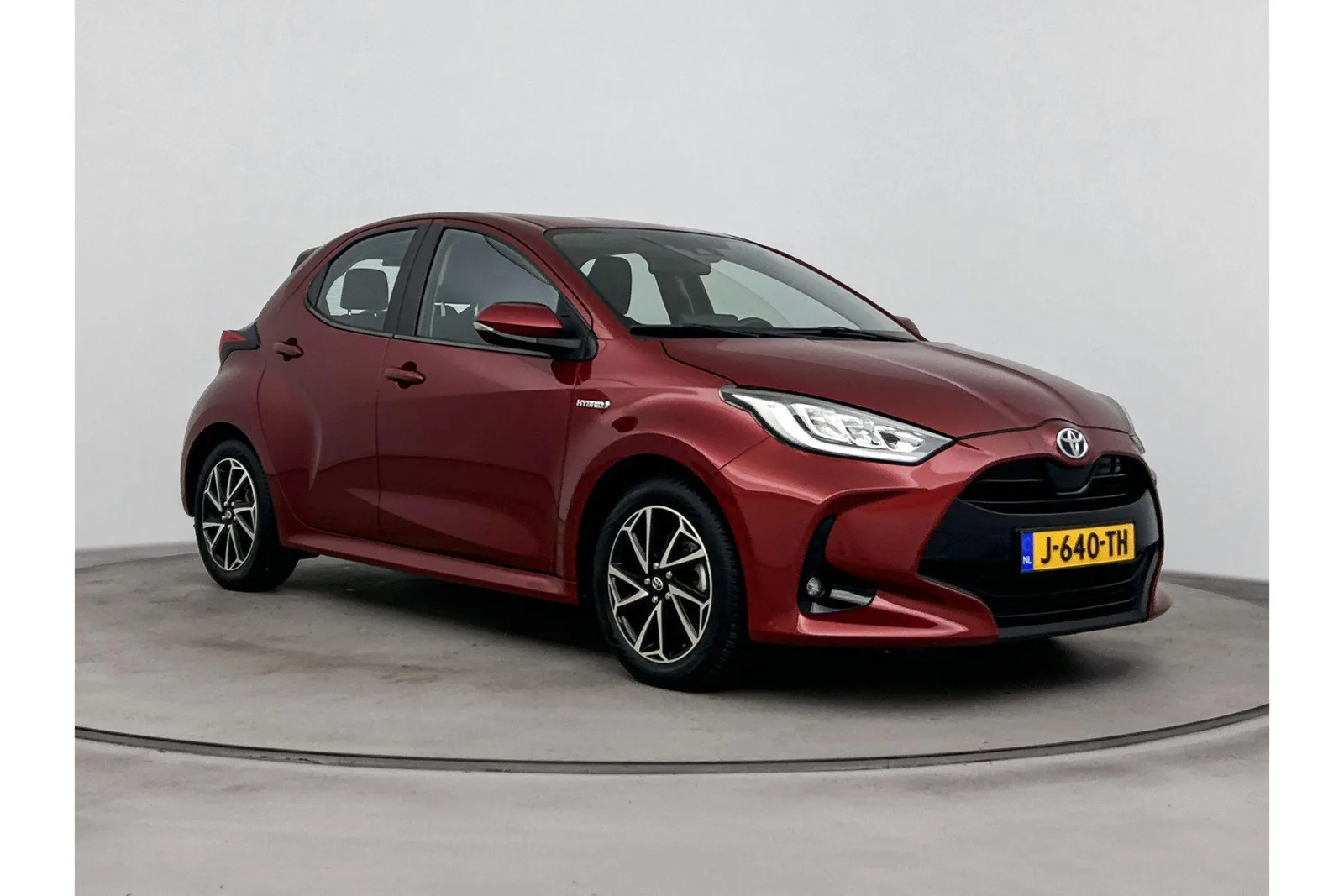Toyota Yaris (2020) — foto 1