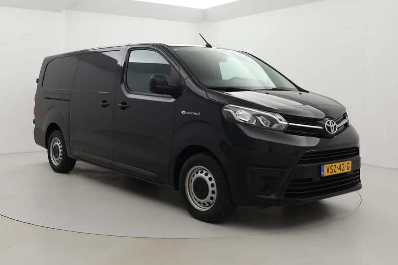 Toyota Proace (2023)