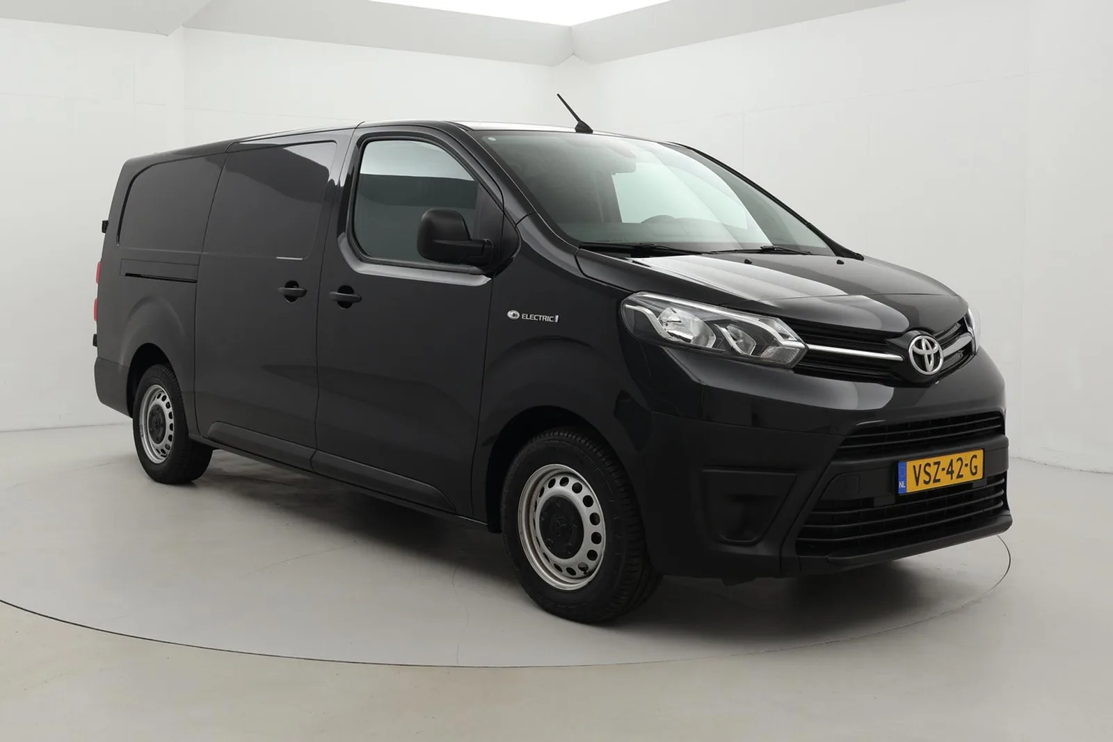 Toyota Proace (2023) — foto 1
