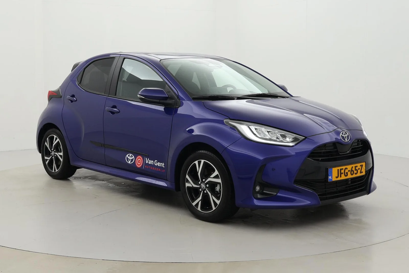 Toyota Yaris (2025) — foto 1