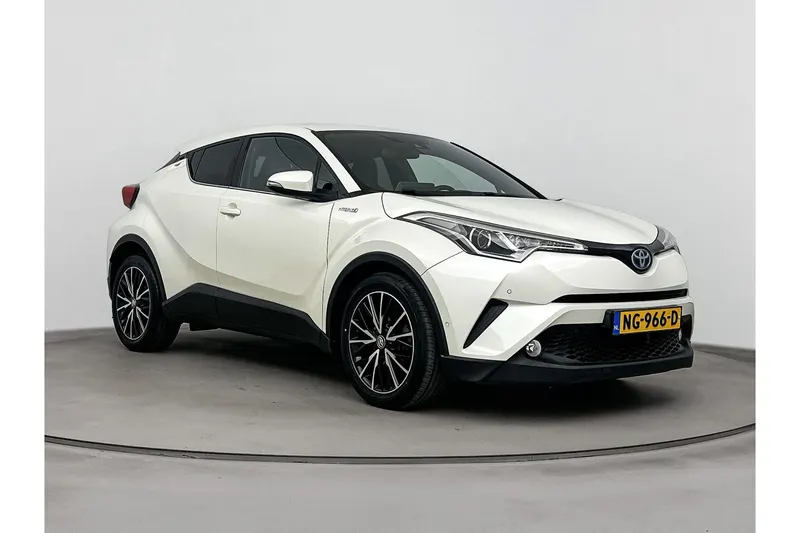 Toyota C-HR (2017)