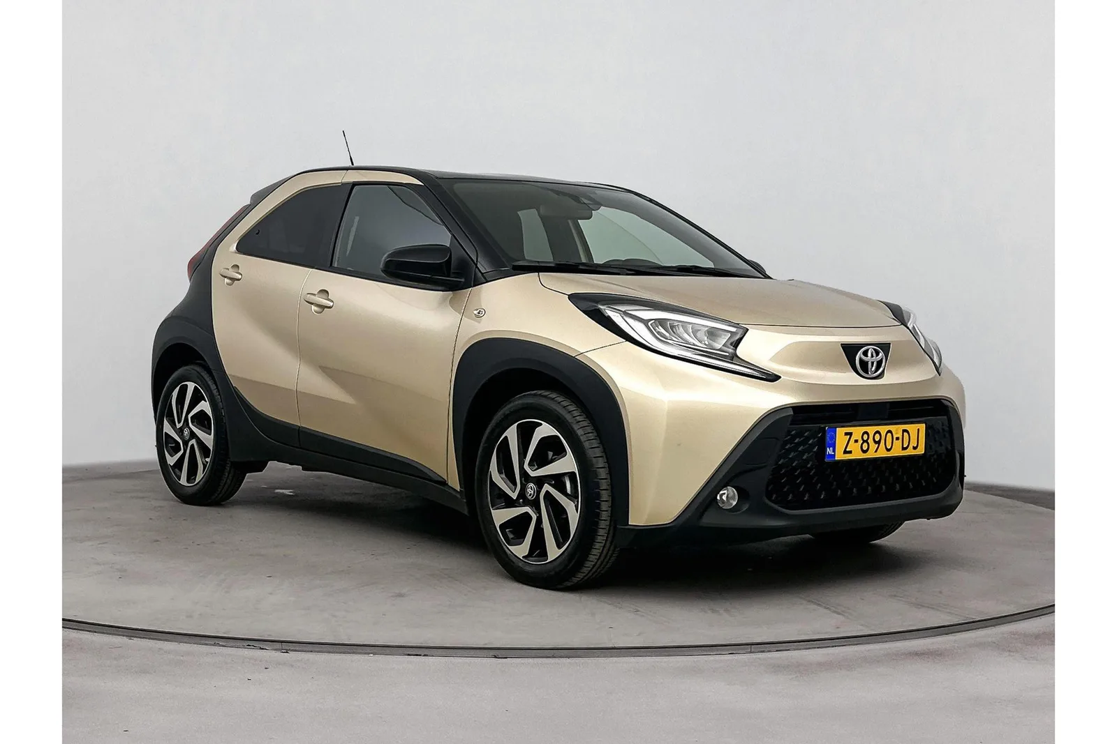 Toyota Aygo X (2024) — foto 1