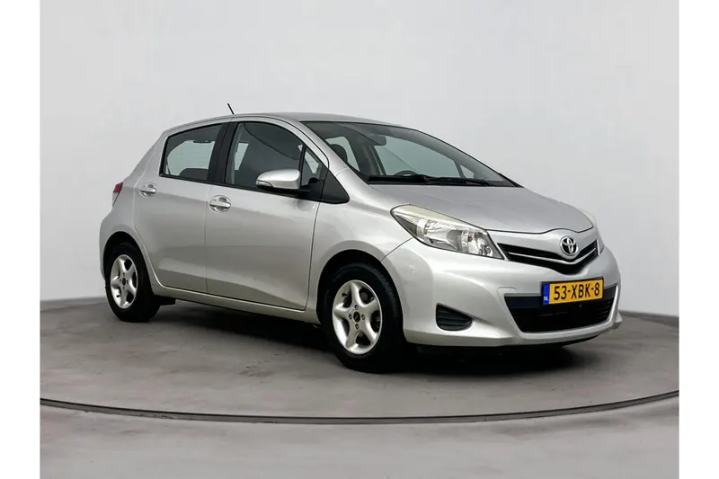 Toyota Yaris (2012)