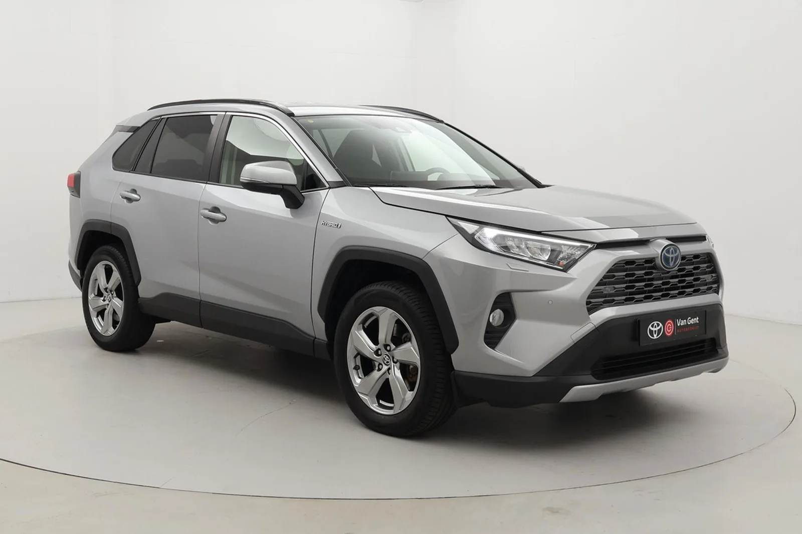 Toyota RAV4 (2020) — foto 1