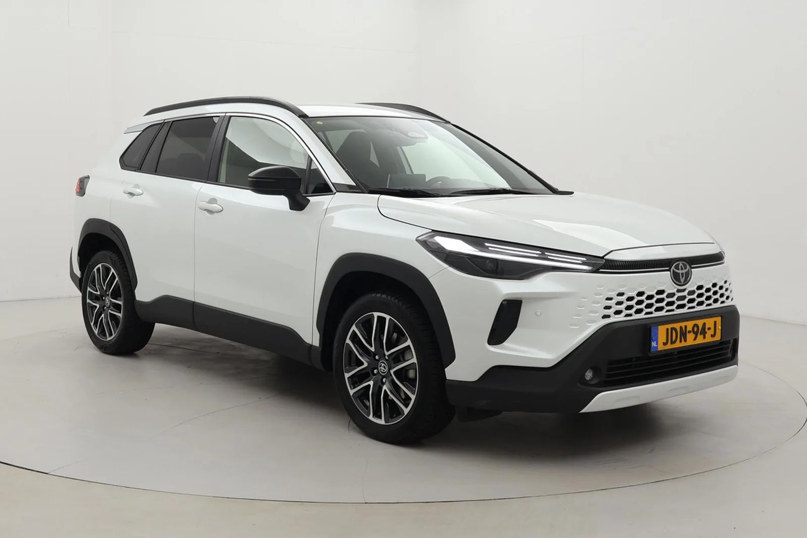 Toyota Corolla Cross (2025) — foto 1