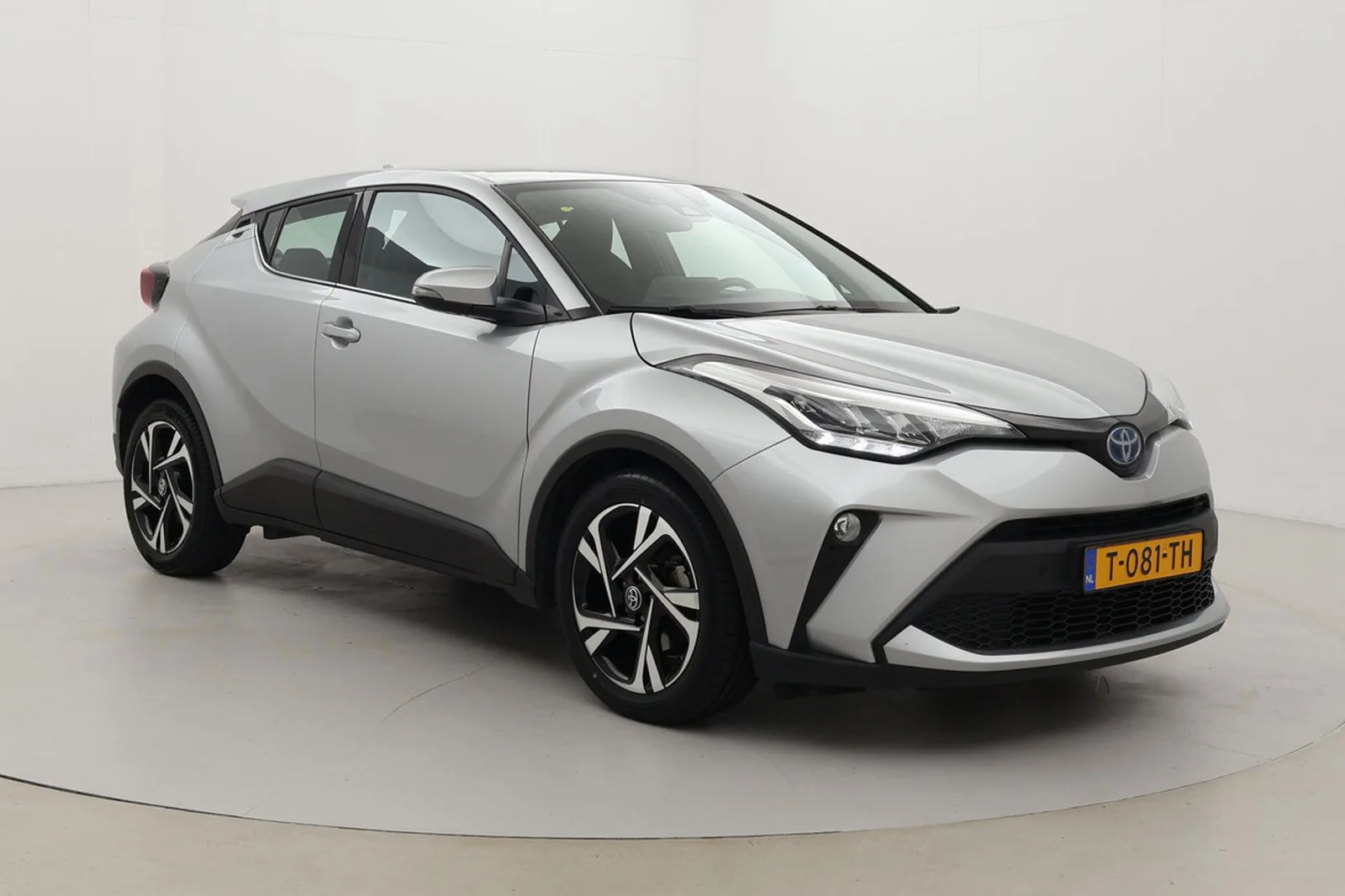 Toyota C-HR (2023) — foto 1