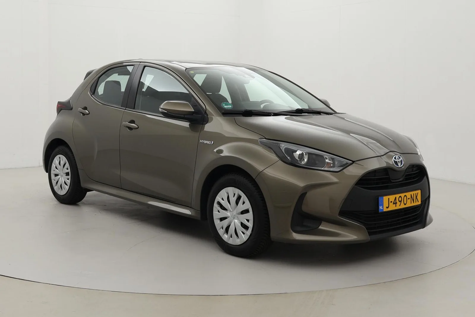 Toyota Yaris (2020) — foto 1