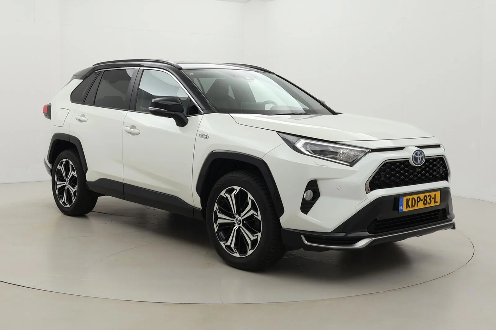 Toyota RAV4 (2022) — foto 1