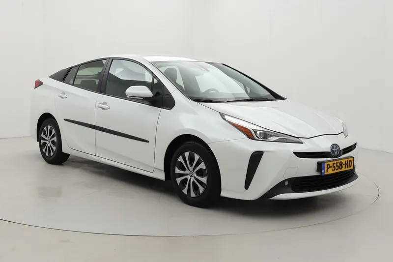 Toyota Prius (2022)