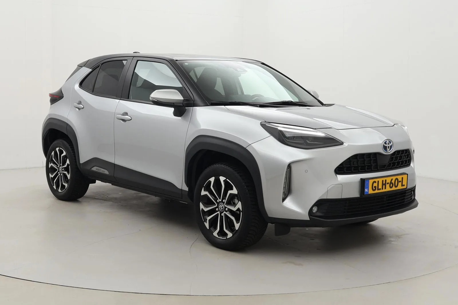 Toyota Yaris Cross (2023) — foto 1