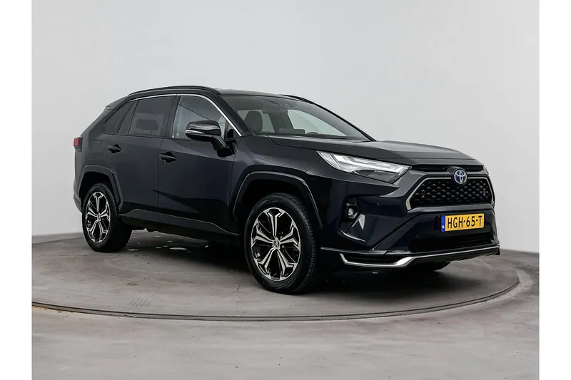 Toyota RAV4 (2025)