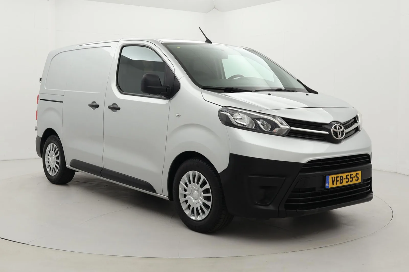 Toyota Proace (2020) — foto 1