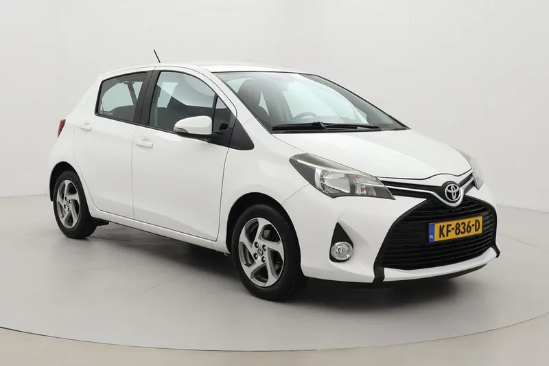Toyota Yaris (2015)