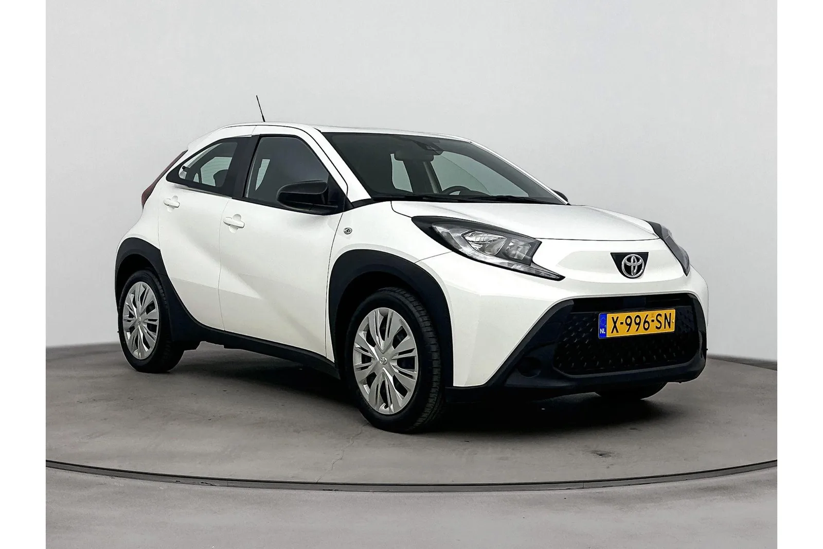 Toyota Aygo X (2024) — foto 1