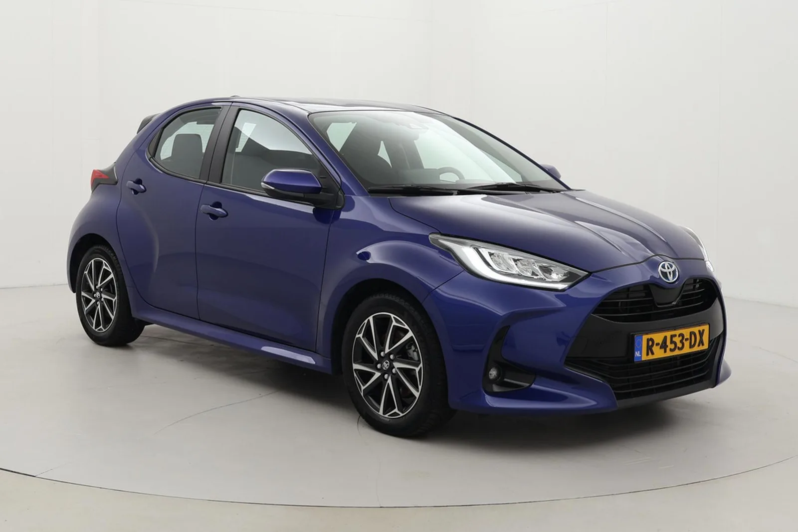 Toyota Yaris (2022) — foto 1