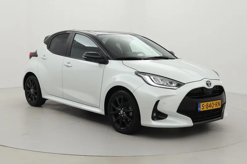 Toyota Yaris (2023)