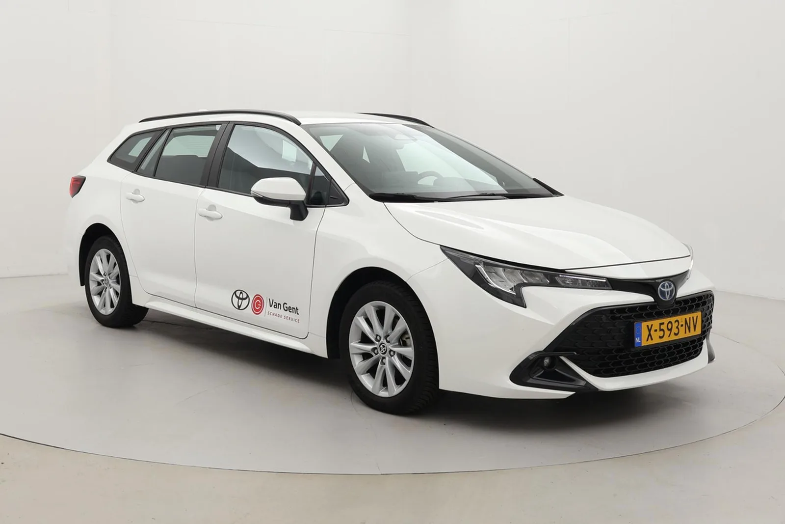 Toyota Corolla (2024) — foto 1