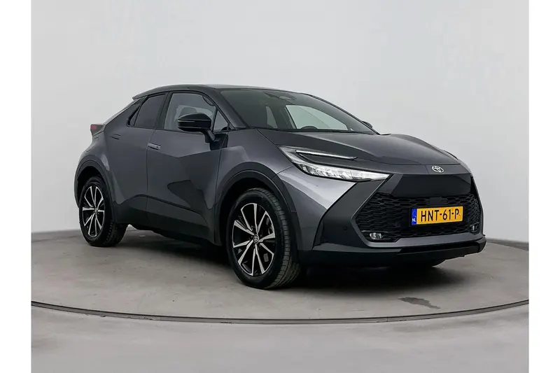 Toyota C-HR (2025)