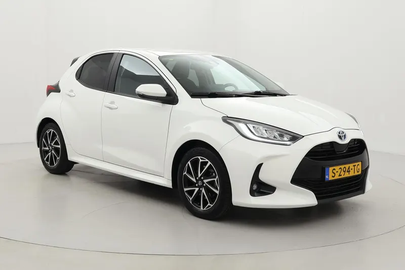 Toyota Yaris (2023)
