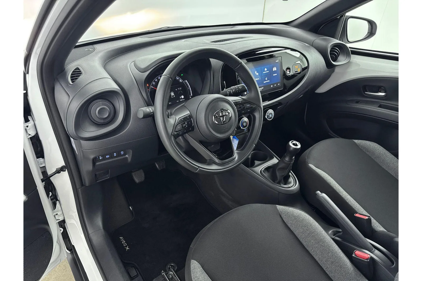 Toyota Aygo X (2025) — foto 1