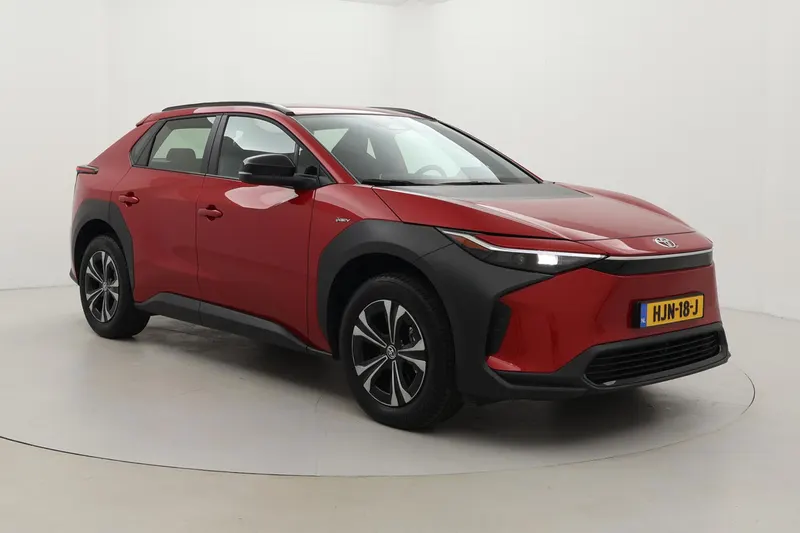Toyota bZ4X (2025)
