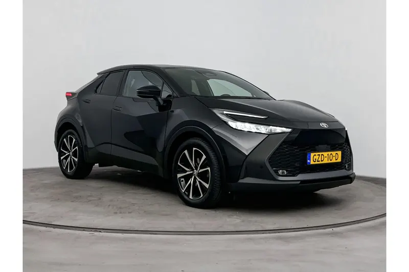 Toyota C-HR (2025)