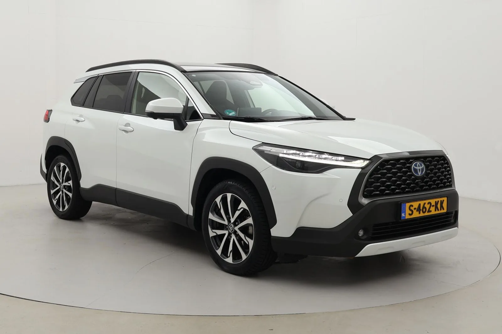 Toyota Corolla (2023) — foto 1